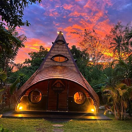 Igabara Hobbit House Hotell Tangalle Exteriör bild