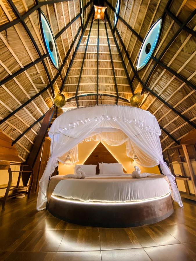 Igabara Hobbit House Hotell Tangalle Exteriör bild