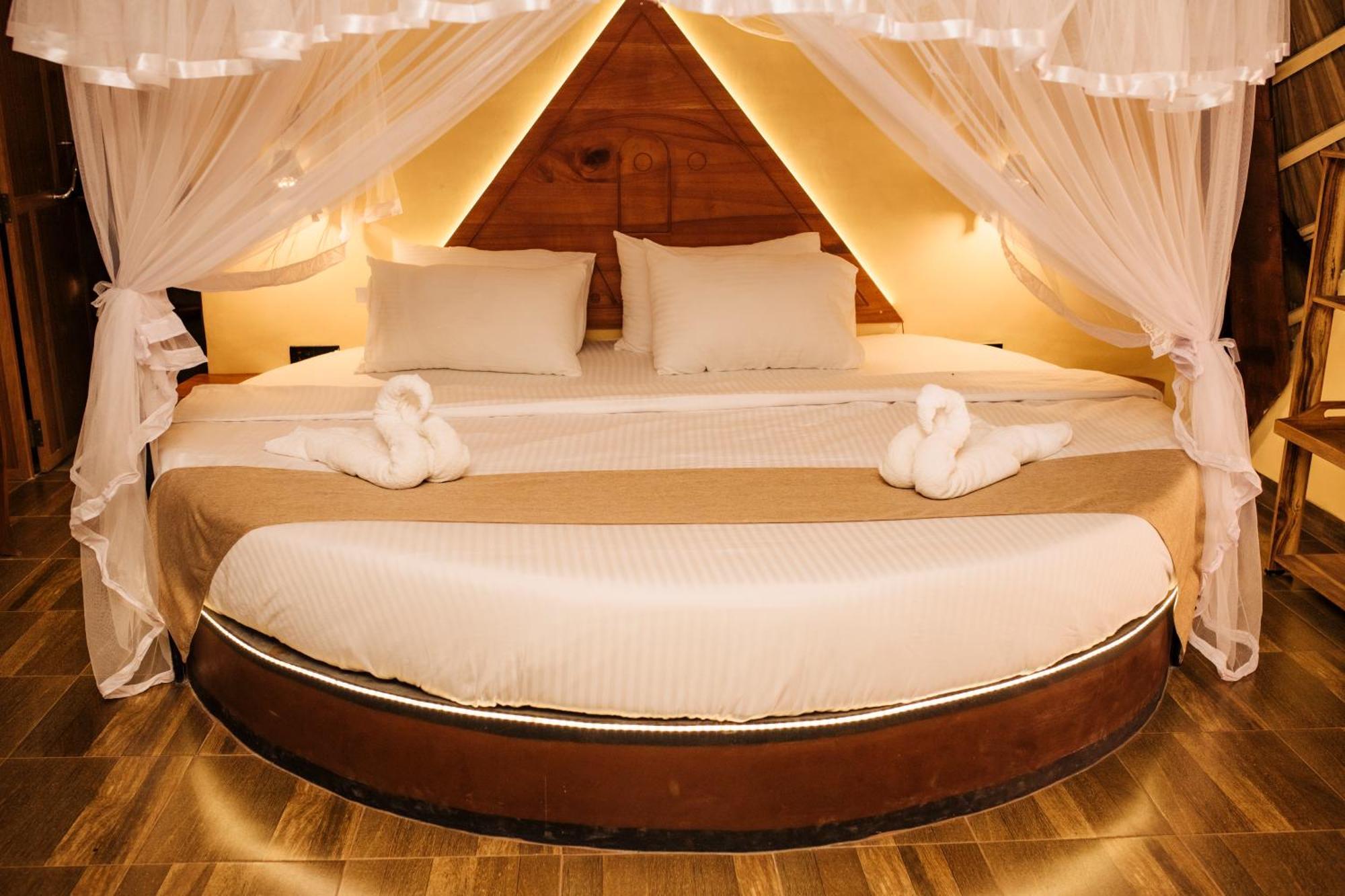 Igabara Hobbit House Hotell Tangalle Exteriör bild